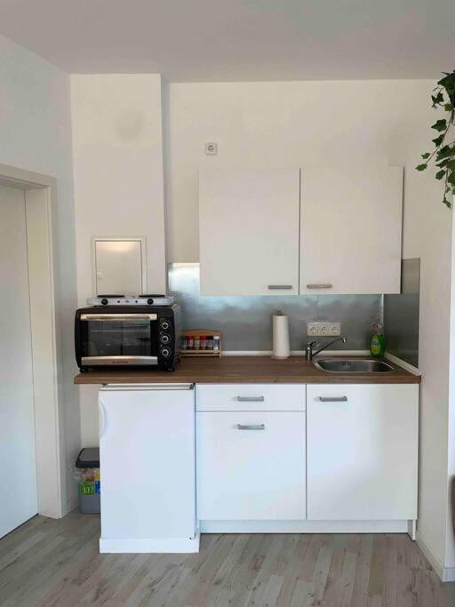 Schoenes Bungalow, Check-In Kontaktlos, Zentral Duisburg Kültér fotó