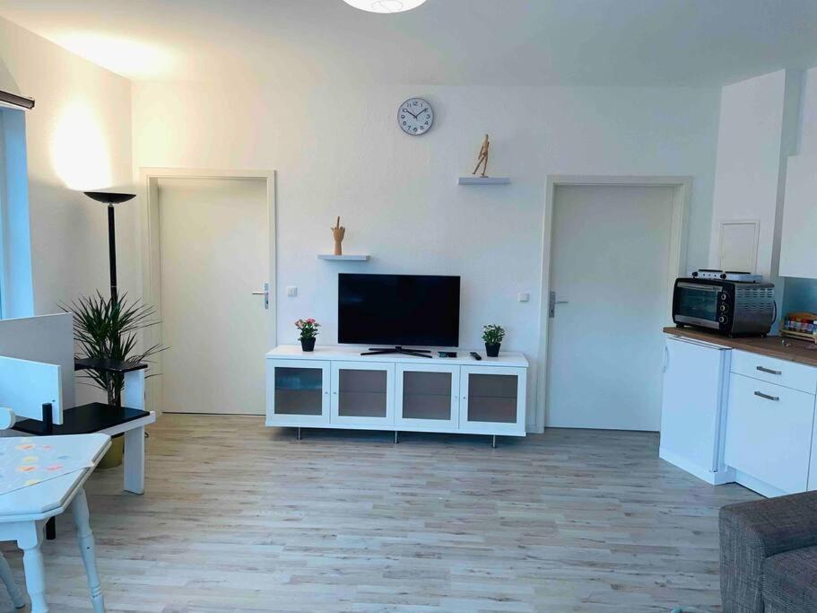 Schoenes Bungalow, Check-In Kontaktlos, Zentral Duisburg Kültér fotó
